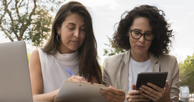 Como retomar o protagonismo da própria trajetória: Confira cinco dicas de brasileiras que voltaram a estudar após anos