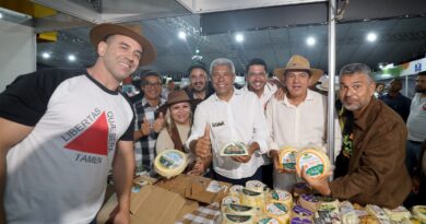 Em Irecê, governador Jerônimo Rodrigues prestigia a 25ª Expoagri e reforça apoio aos produtores