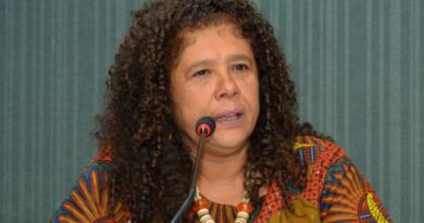 Vereadora critica condução do Pé na Escola e anulação de matrículas: “Abandono de famílias”