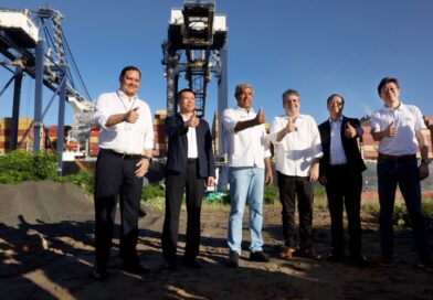 Afonso Florence celebra chegada de peças para início das obras da Ponte Salvador-Itaparica