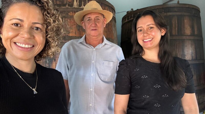 Após mudar de carreira, produtora brasileira mantém tradição familiar na produção de cachaça